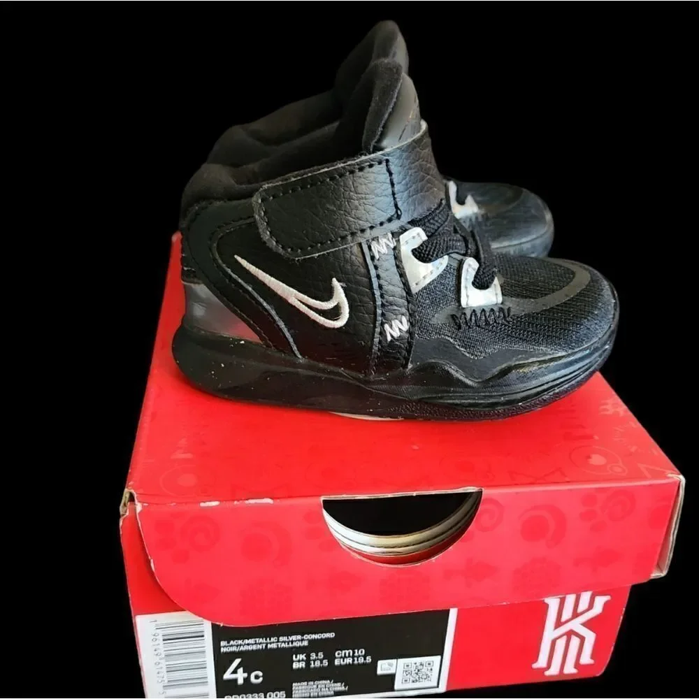 Nike Kyrie Infinity sneakers